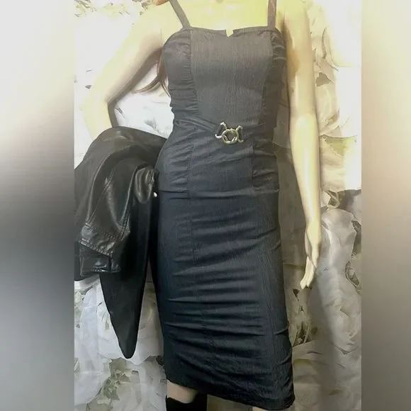 stop stearing Midi dress gray gold buckle vintage good condition Size Small
